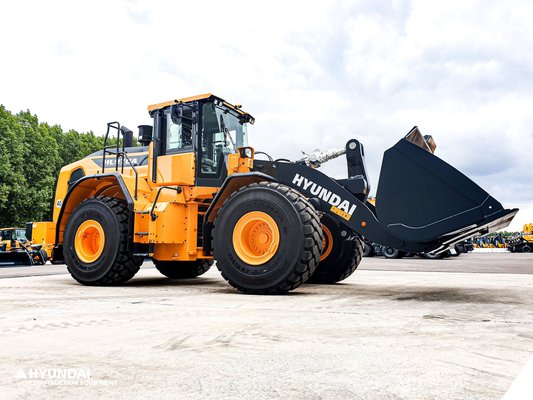 Chargeuses sur pneus Hyundai HL970A