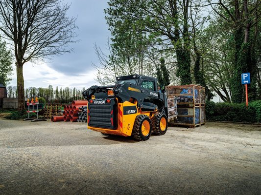 Chargeuse sur pneus compacte - HS80V