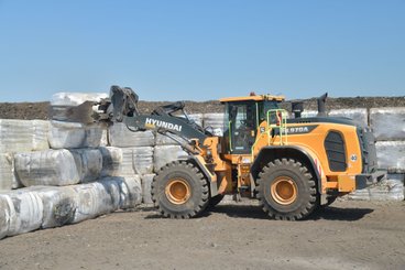 Chargeuse sur pneus Hyundai HL970A - 11