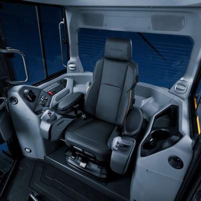 Bull Hyundai HD130A