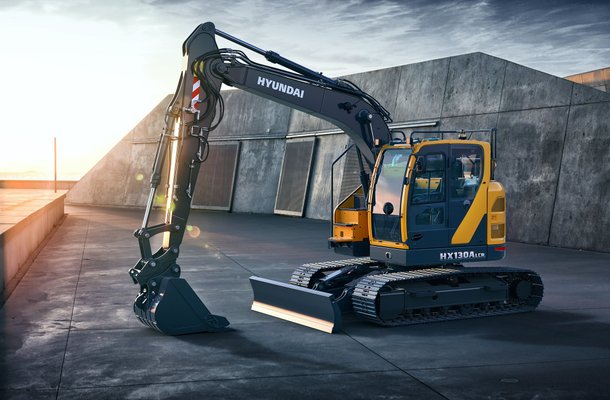 Pelle sur chenilles Hyundai HX130A LCR