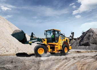 Chargeuse sur pneus Hyundai HL955A - 17