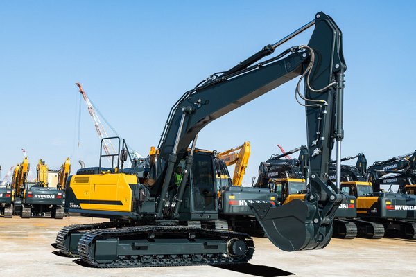 Pelle sur chenilles Hyundai HX210A L